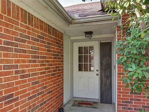 4th image of 2306 Weyborn Dr
