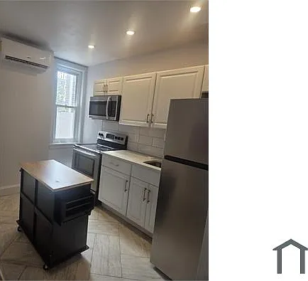 3408 Goodman St #B — Photo 5