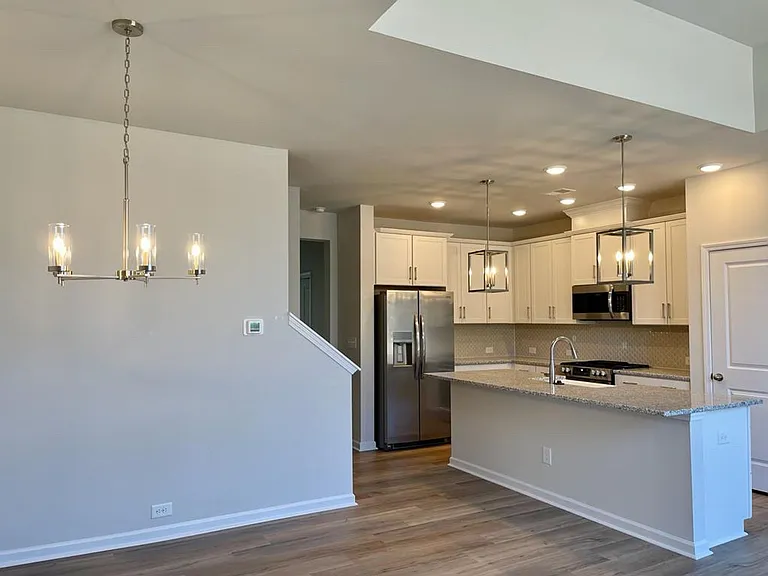 2227 Statesville Ave — Photo 5