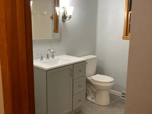 4108 Wetzel Rd, Liverpool, NY 13090