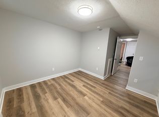 68 Main St #C, Somers, CT 06071