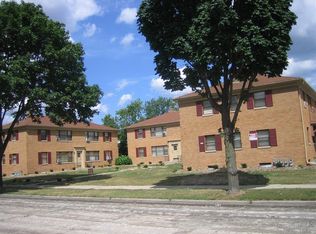 2926 N 76th St APT 1, Milwaukee, WI 53222