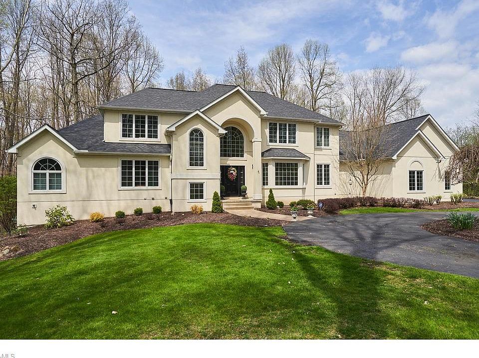 1st image of 599 Messina Dr