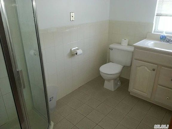 4th image of 6 Twomey Ave