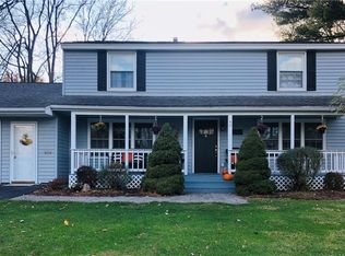 2 Garden Ln, Whitesboro, NY 13492