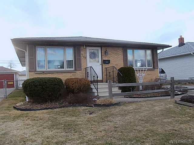 1st image of 1120 Parker Blvd