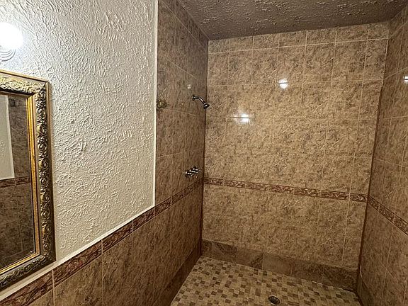 4th image of 249 Cerna Circle