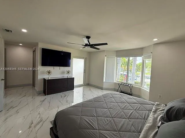 1230 NE 89th St — Photo 12