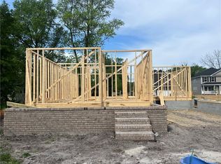 525 Beacon Rd, Portsmouth, VA 23702