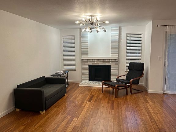 2nd image of 15922 NE 40th Way