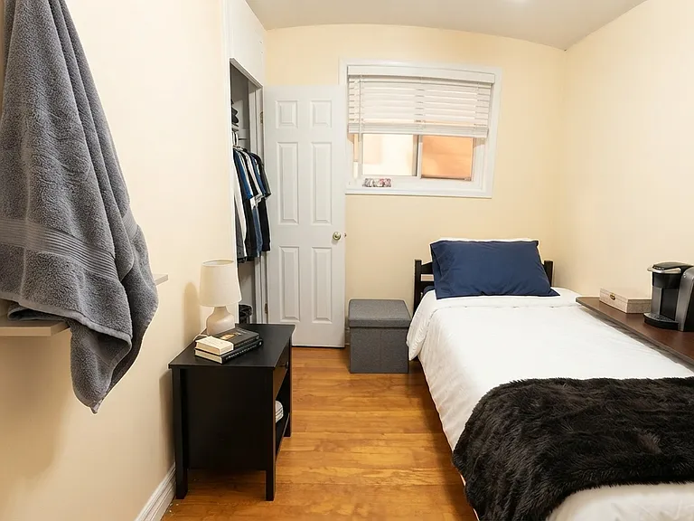 876 Reytan Blvd — Photo 9