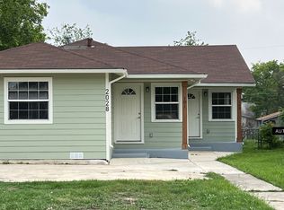 2028 W Woodlawn Ave, San Antonio, TX 78201
