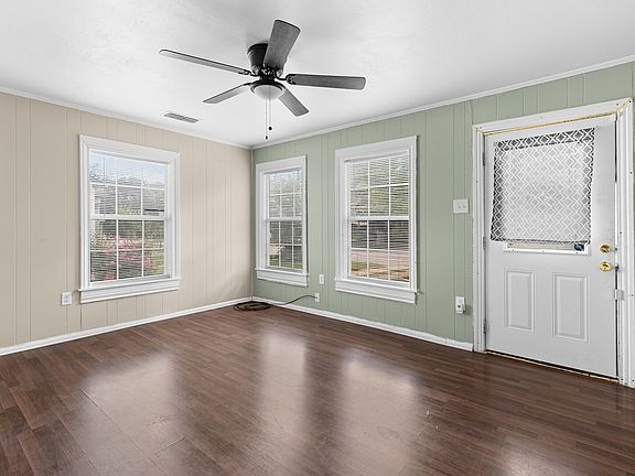 5th image of 1212 Lewis St