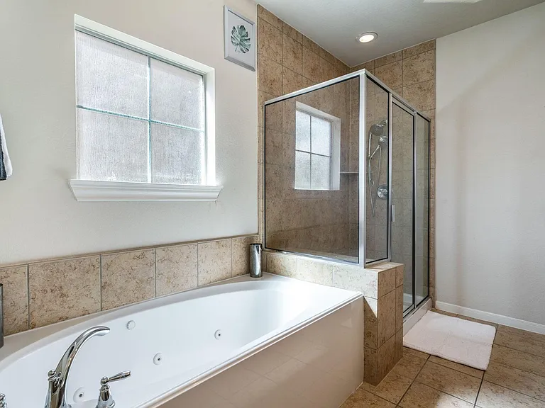 3210 Clearview Cir — Photo 27