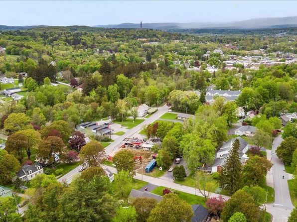 197 Crescent Boulevard, Bennington, VT 05201