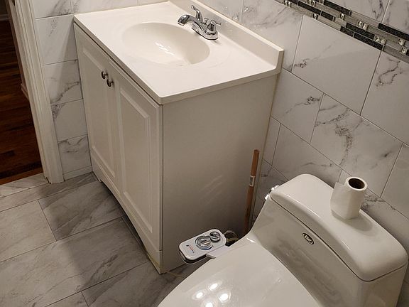 4th image of 314 Jefferson Ave #2F