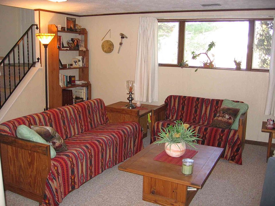 Large Open Family Rm
