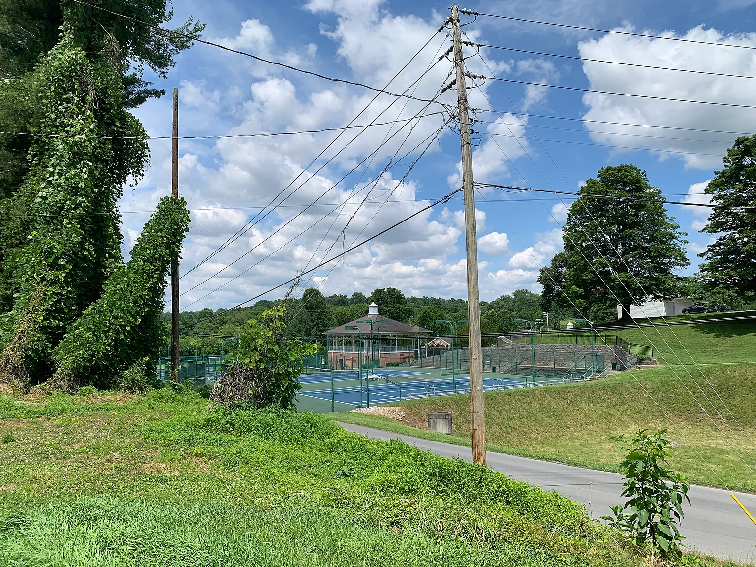 2 bed, 1225 sqft, $1,295 — Photo 4