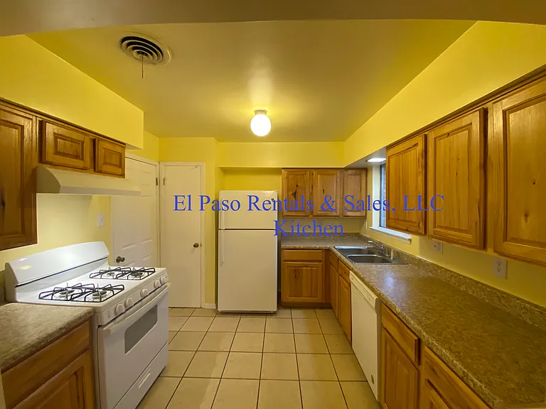 5625 Creston Ave — Photo 4