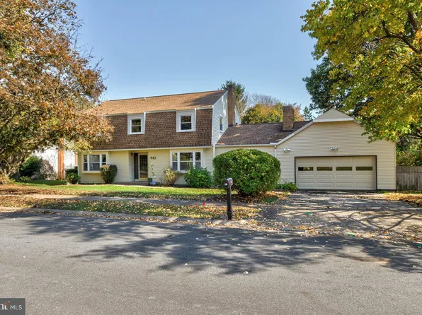 643 Berkshire Dr, State College, PA 16803