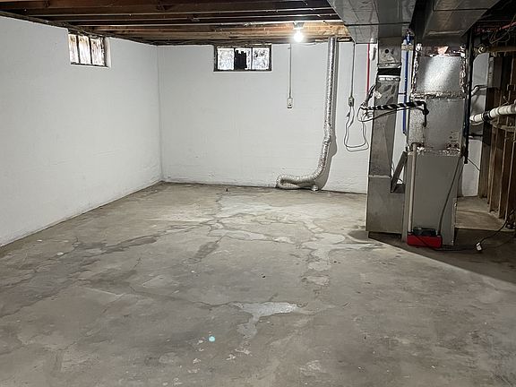 3rd image of 1203 Madison St #1
