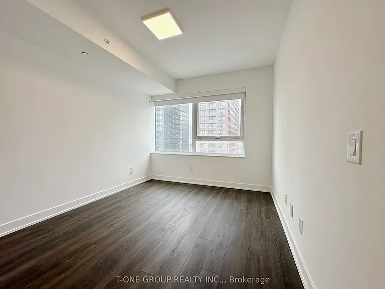 609 Sherbourne St #1804 — Photo 10