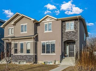 4410 SW 17th Ave NW, Calgary, AB T3B0N8