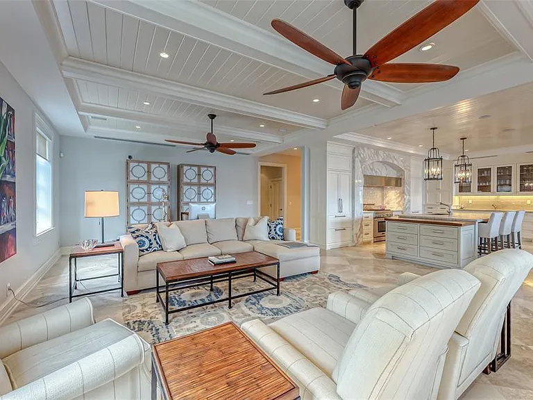 1313 E Lake Dr — Photo 31
