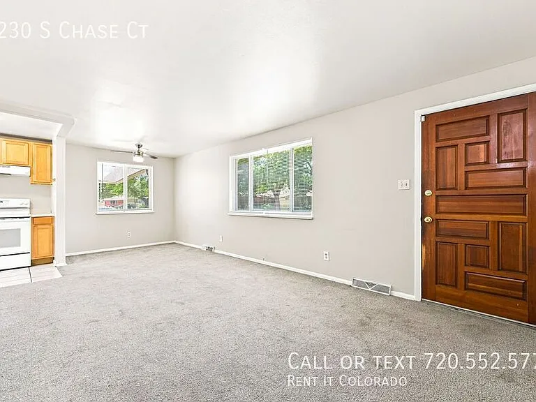 1230 S Chase Ct — Photo 6