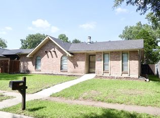 4330 Mayflower Dr, Garland, TX 75043