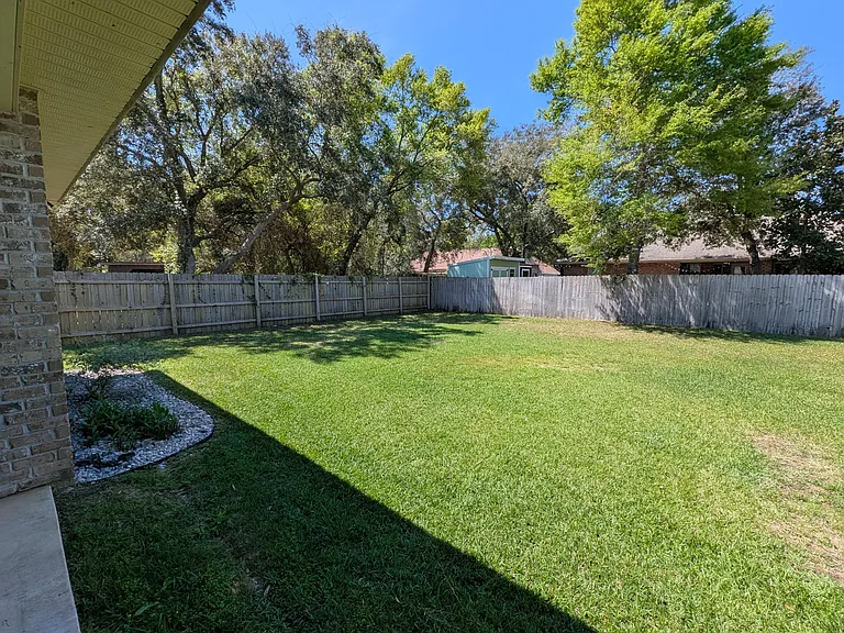 3135 Hickory St — Photo 29