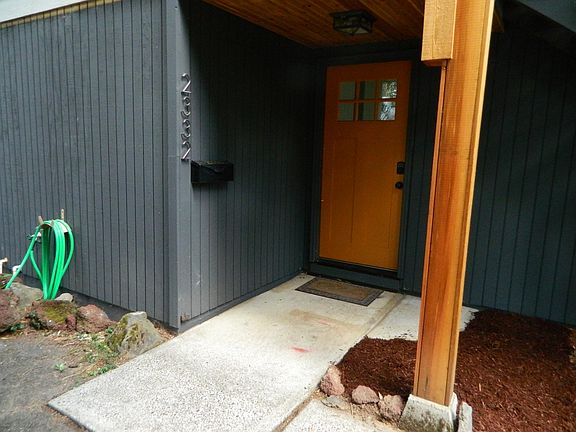 2nd image of 2332 5th Ave