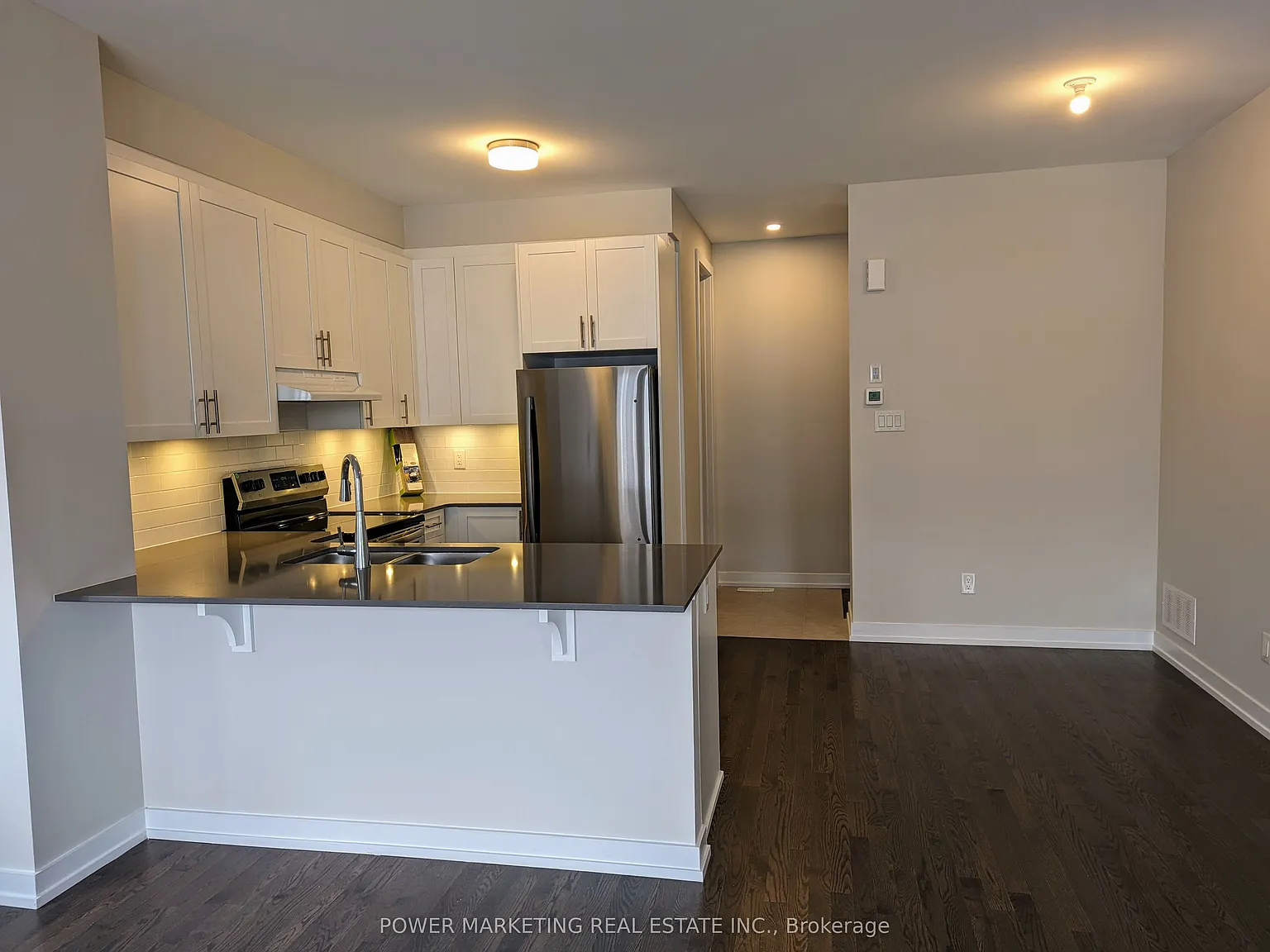 3 bed, $2,450 — Photo 2
