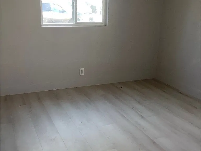 1113 S Virlee St — Photo 10