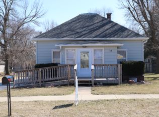 119 W 4th St, Logan, IA 51546