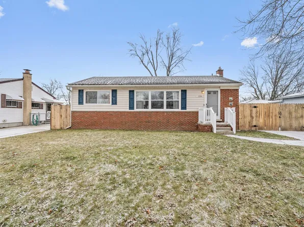 1294 Hawthorne Ave, Ypsilanti, MI 48198