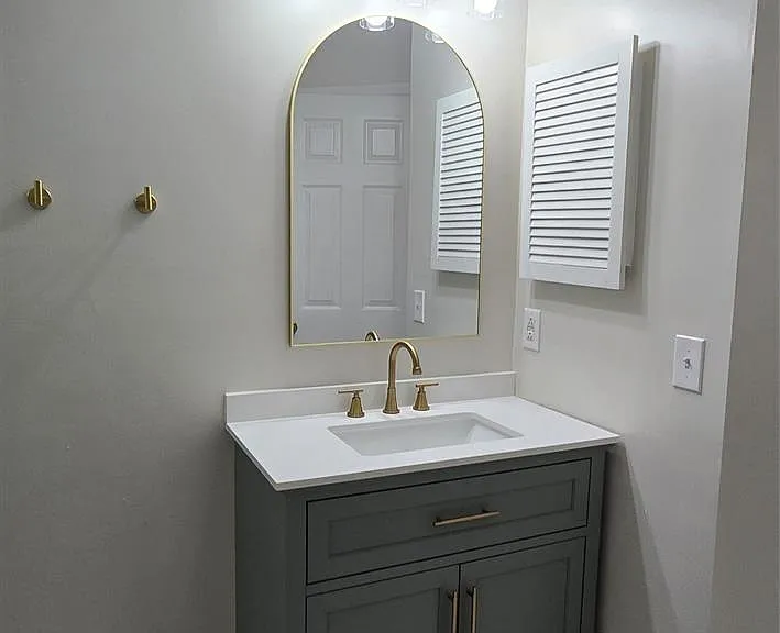 6039 Gray Gate Ln #B — Photo 24