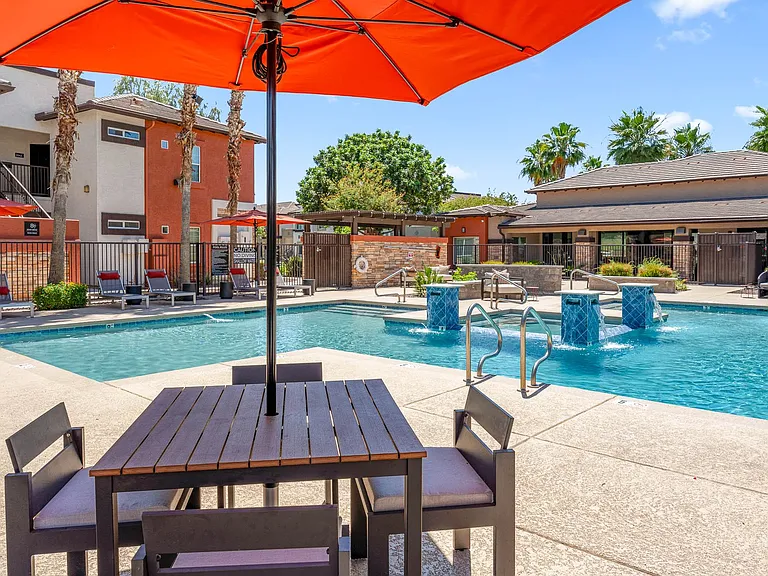 Altair Apartments — Photo 9