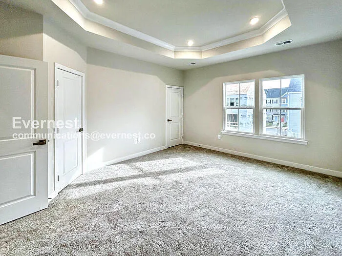 4539 Camfield Ln — Photo 11