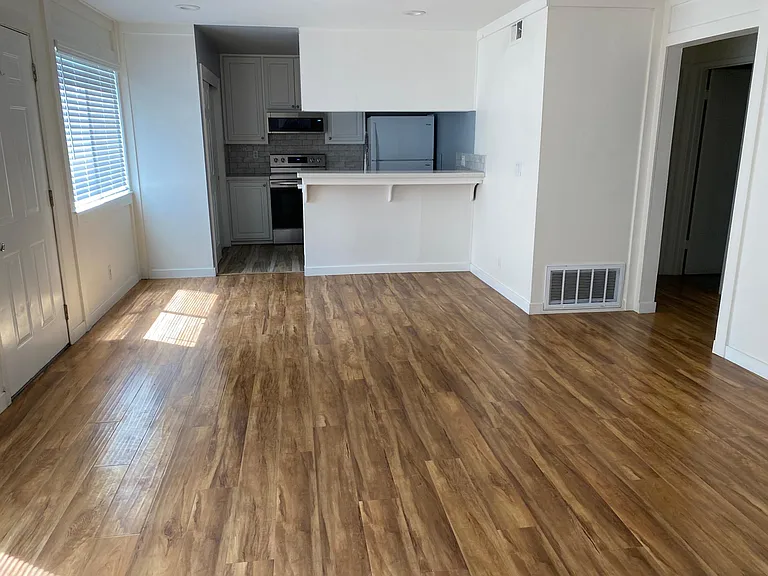 443 E Latimer Ave #1 — Photo 14