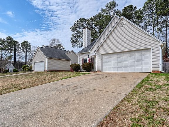 2nd image of 409 Flamingo Way