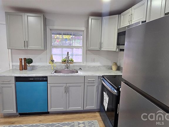 4th image of 3148 Jones Wade Rd