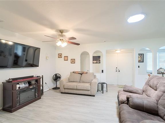 4th image of 1804 Haverford Ave
