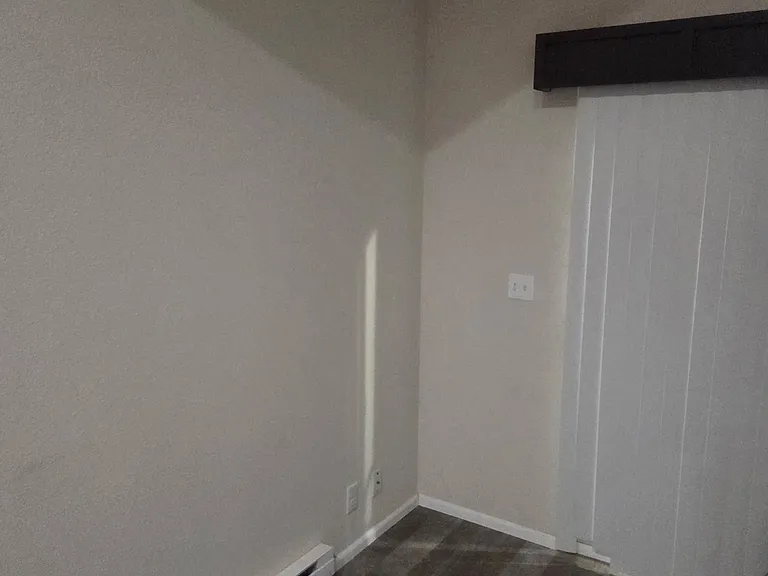 45161 McKenzie Hwy #A — Photo 14