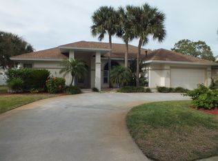 812 Sanderling Dr, Melbourne, FL 32903