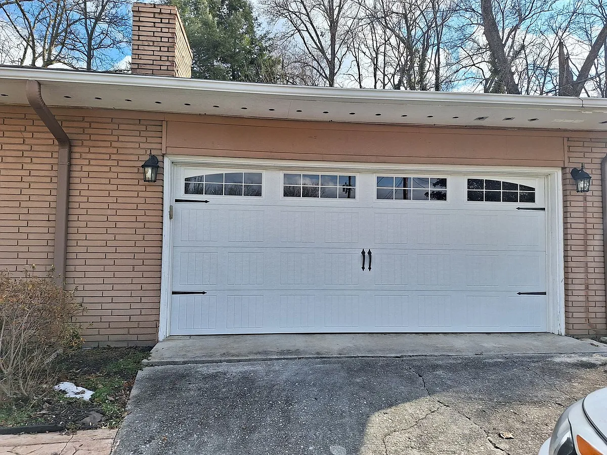 Building Photo - 8714 Kingsridge Dr