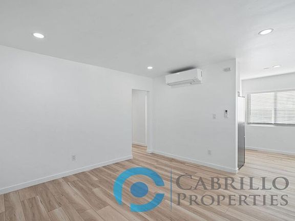 2nd image of 4665 34th St Unit 5