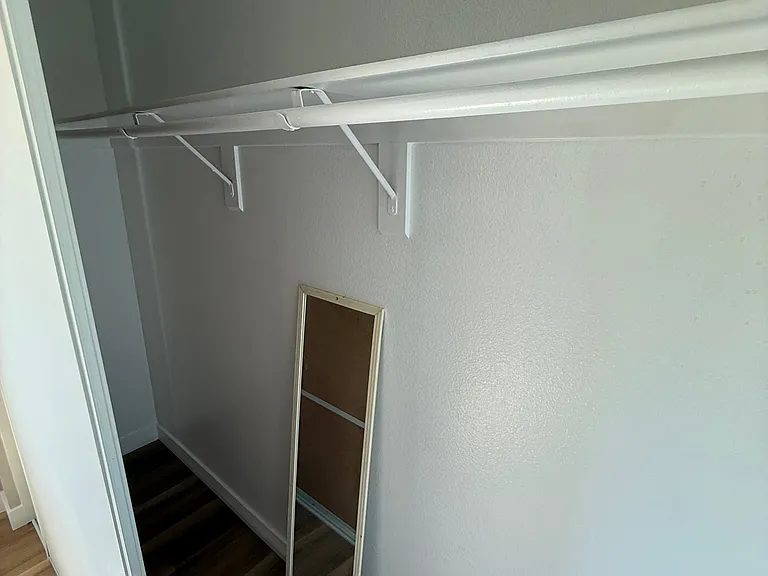711 Canterbury Cir — Photo 15