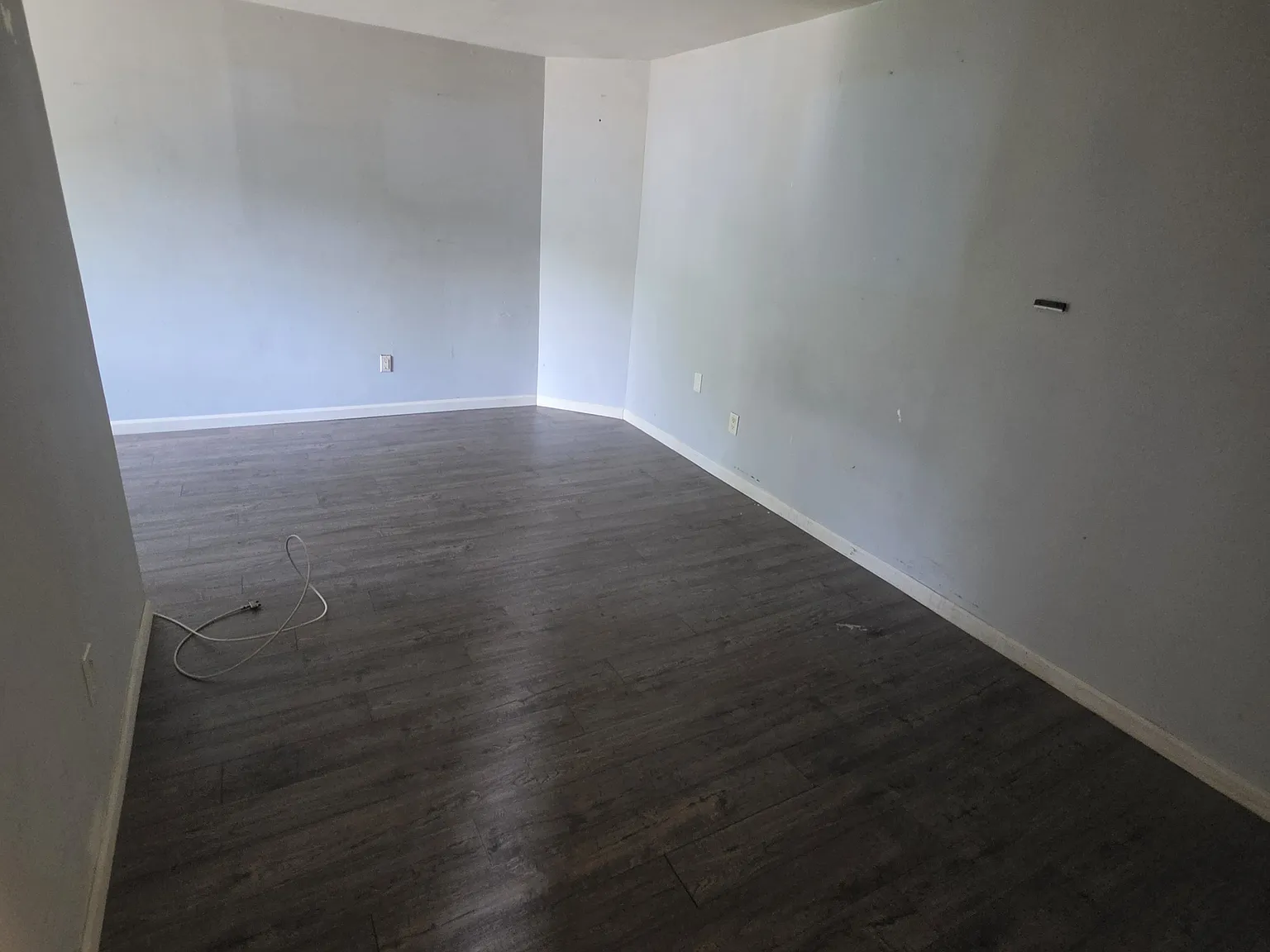 1801 Waldon Ct — Photo 2