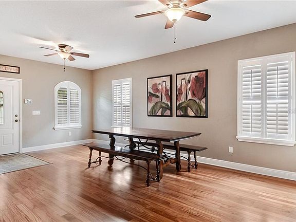 5th image of 12120 Midlake Dr